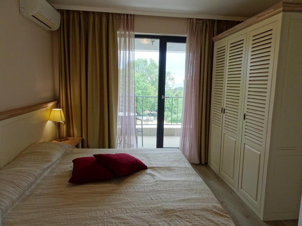 Private Apartments In White Rock Castle Balchik Exterior foto